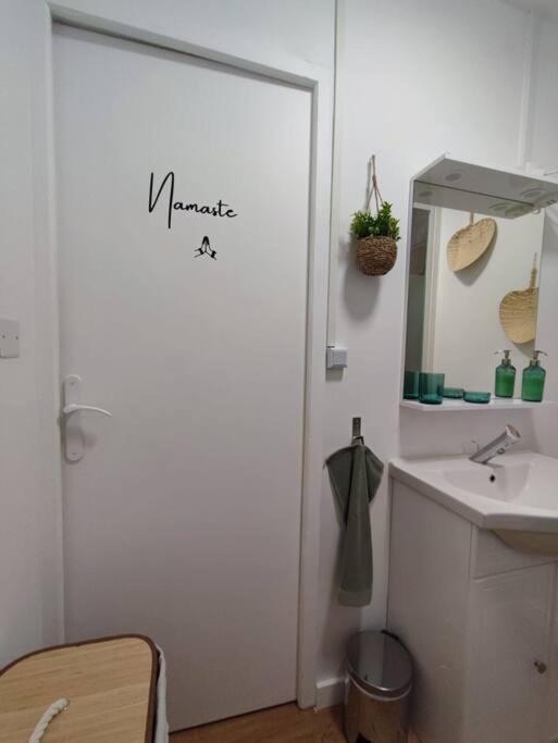 Ferienwohnung Namaste Studio By T&L Denain Exterior foto